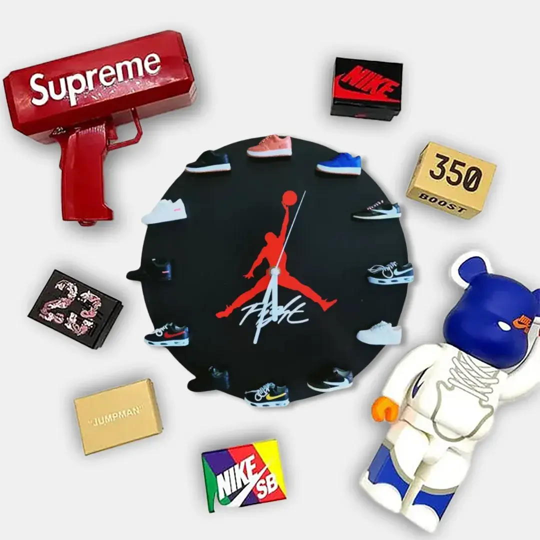 Air Force 1 LV8 Utility Black and University Red_obj_18_11zon_31_11zon