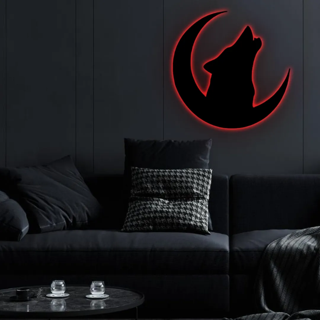 Wolf & Moon.3_9_11zon