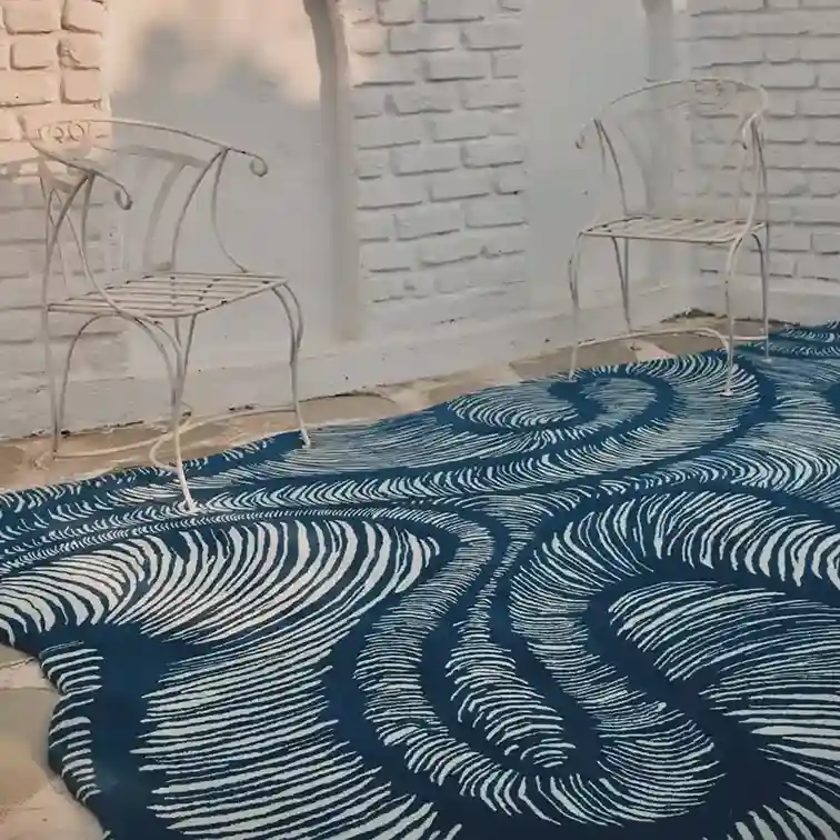 ocean currents hand tufted rug