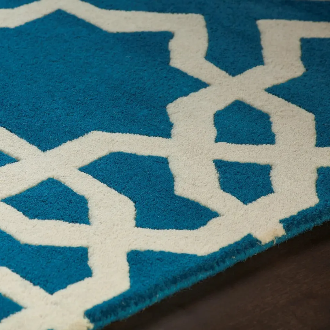 Bold star design rug in blue and white wool