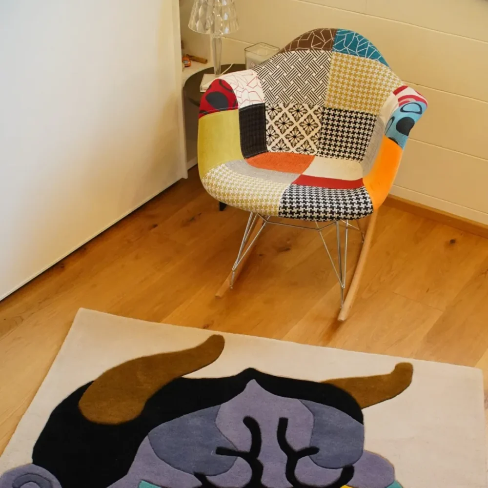 Hand-Tufted Onyra Wool Rug with Striking Oni-Inspired Artwork and Sculpted Texture